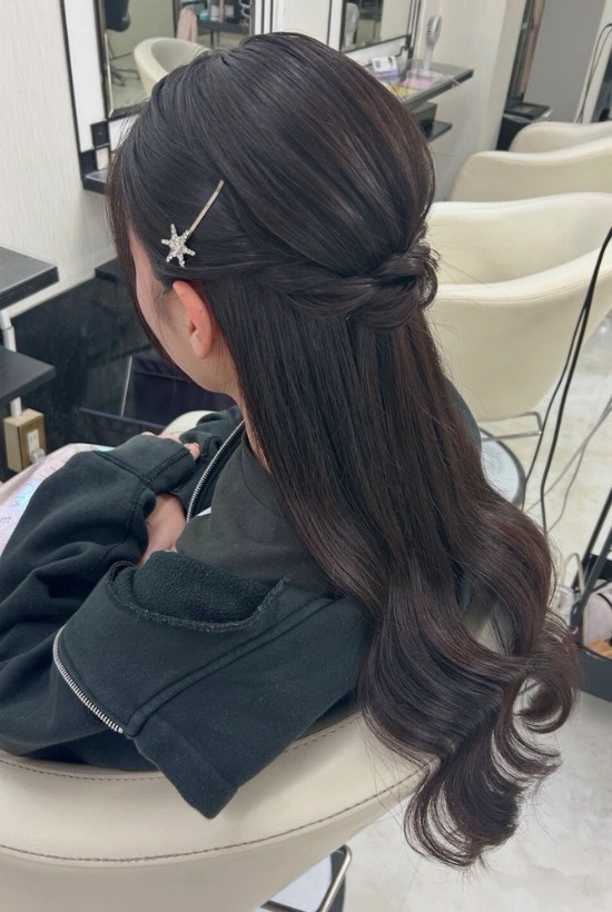 ハーフアップ