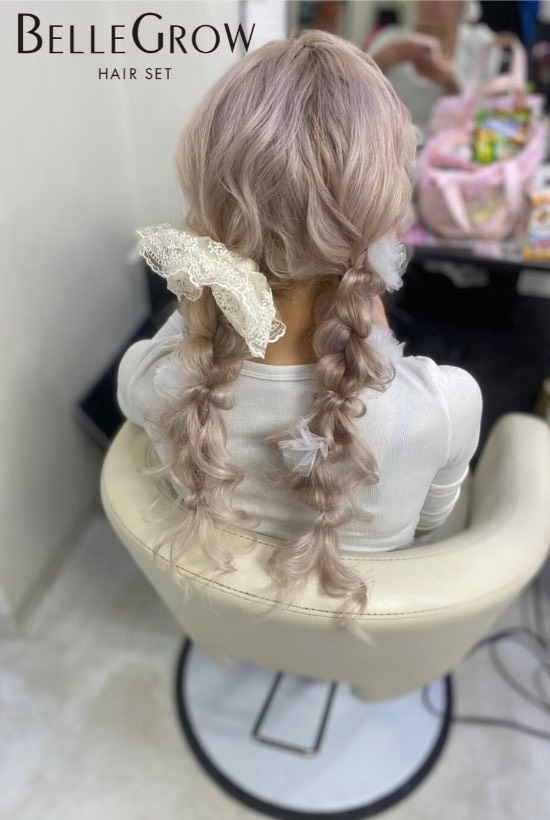 編み下ろしツインヘア