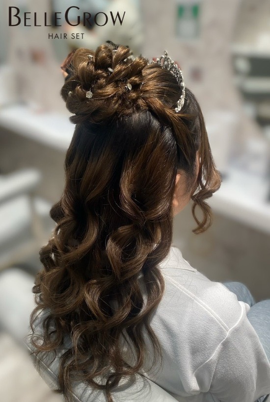 ハーフおだんごヘア