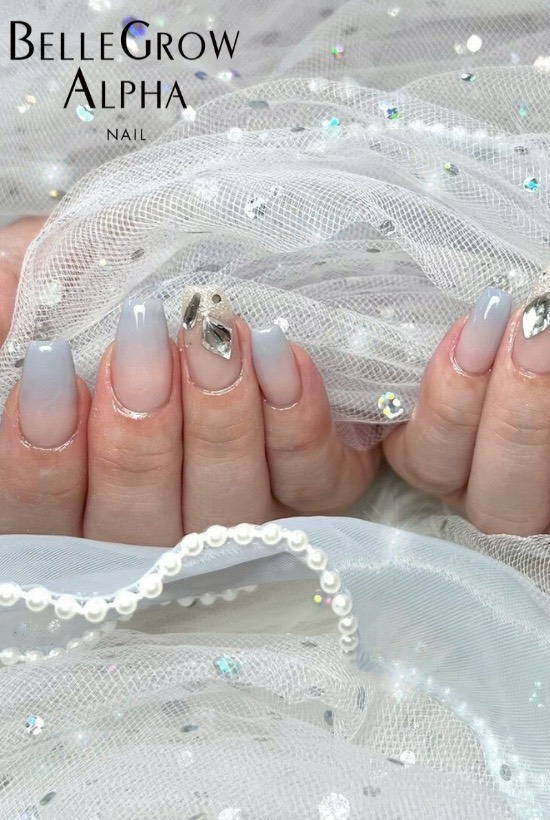 グラデーションネイル