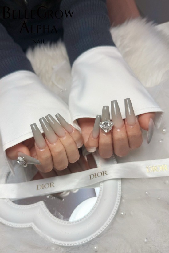 グラデーションネイル