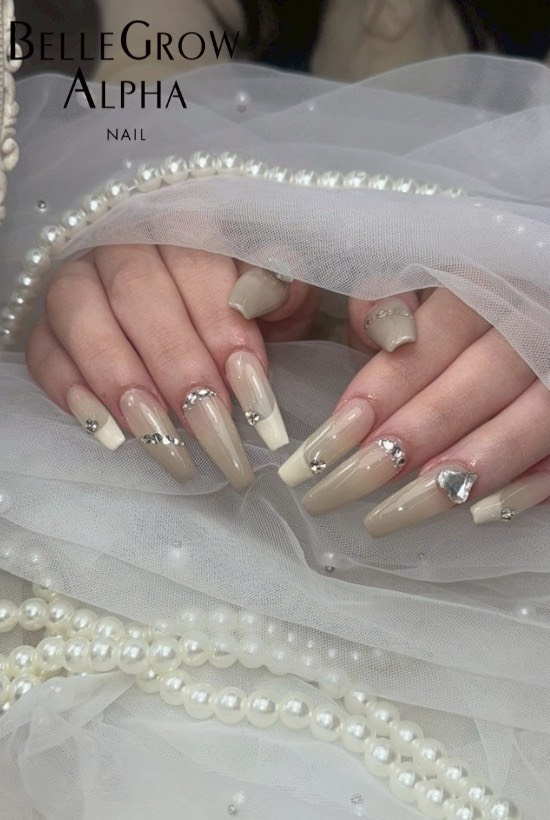 フレンチネイル