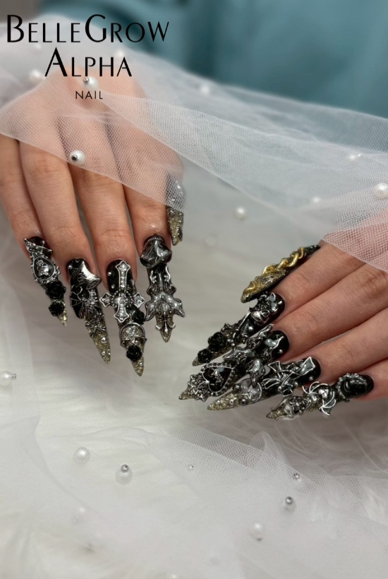 ゴテゴテネイル