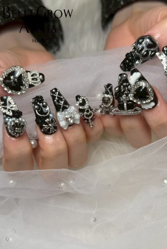 ゴテゴテネイル