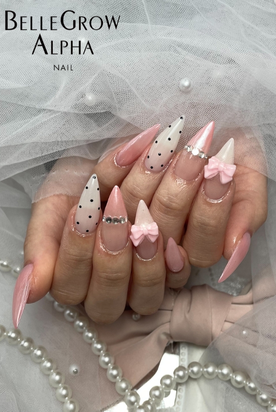 ドットリボンネイル